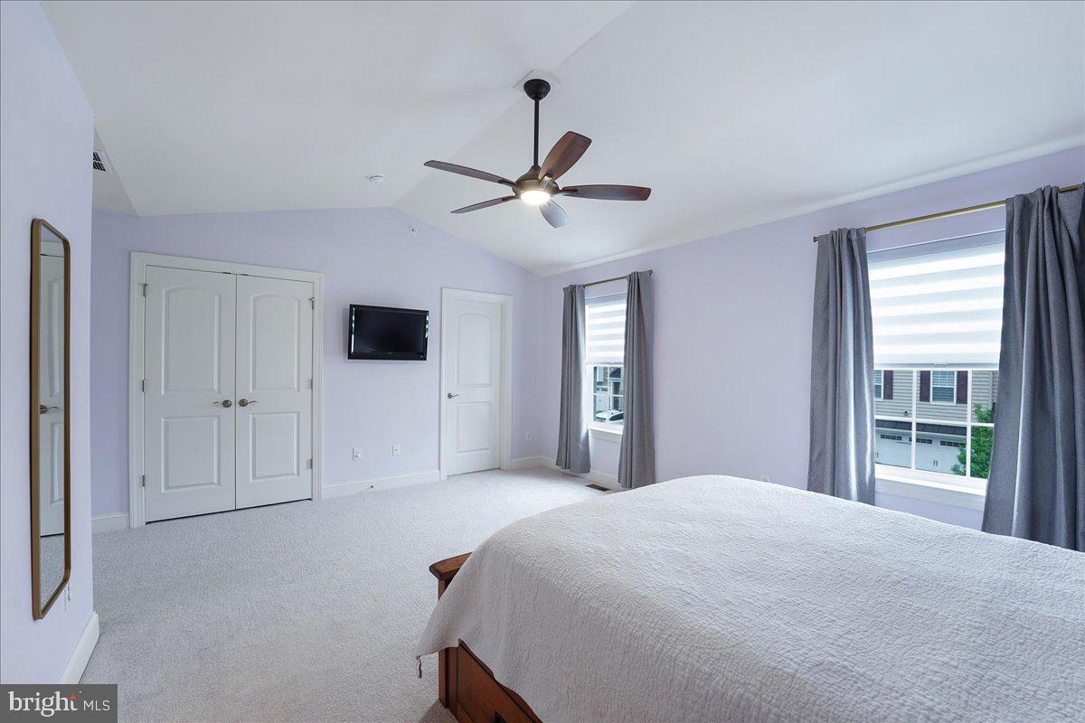 THE RES AT ROSE TREE - Residential