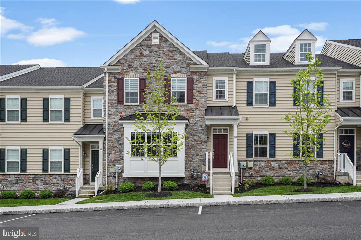 THE RES AT ROSE TREE - Residential