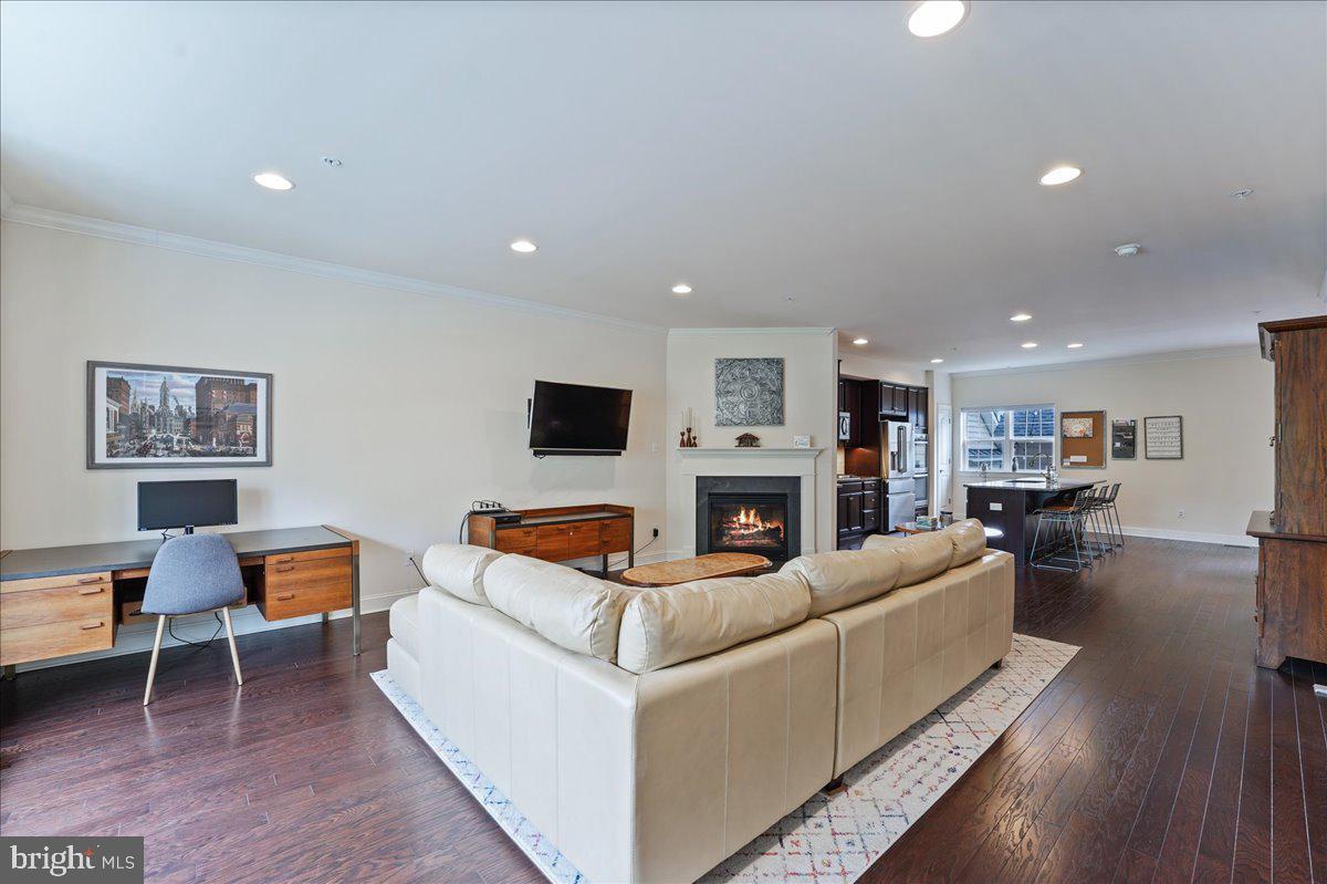 THE RES AT ROSE TREE - Residential