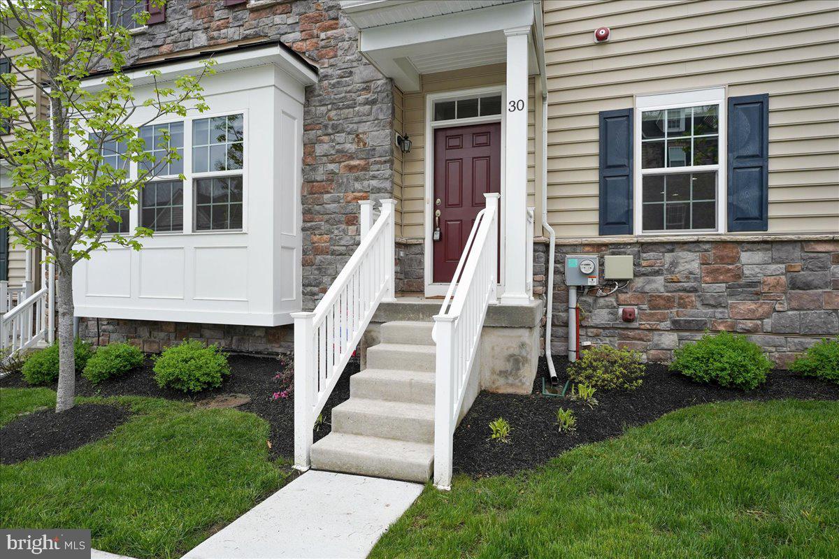 THE RES AT ROSE TREE - Residential