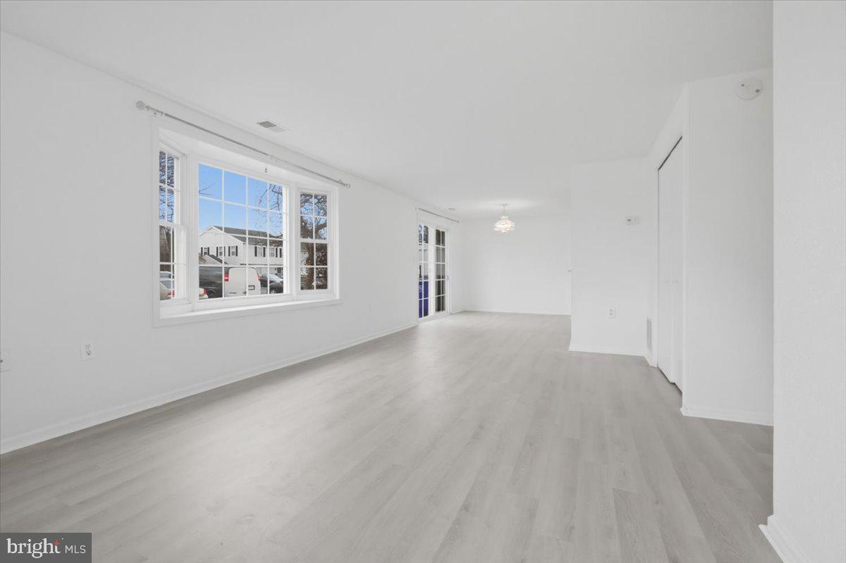 MOUNTAIN VIEW - Residential