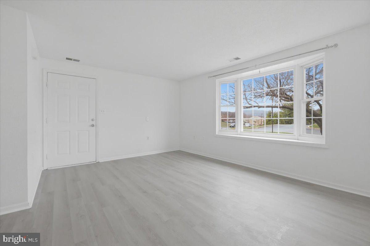 MOUNTAIN VIEW - Residential