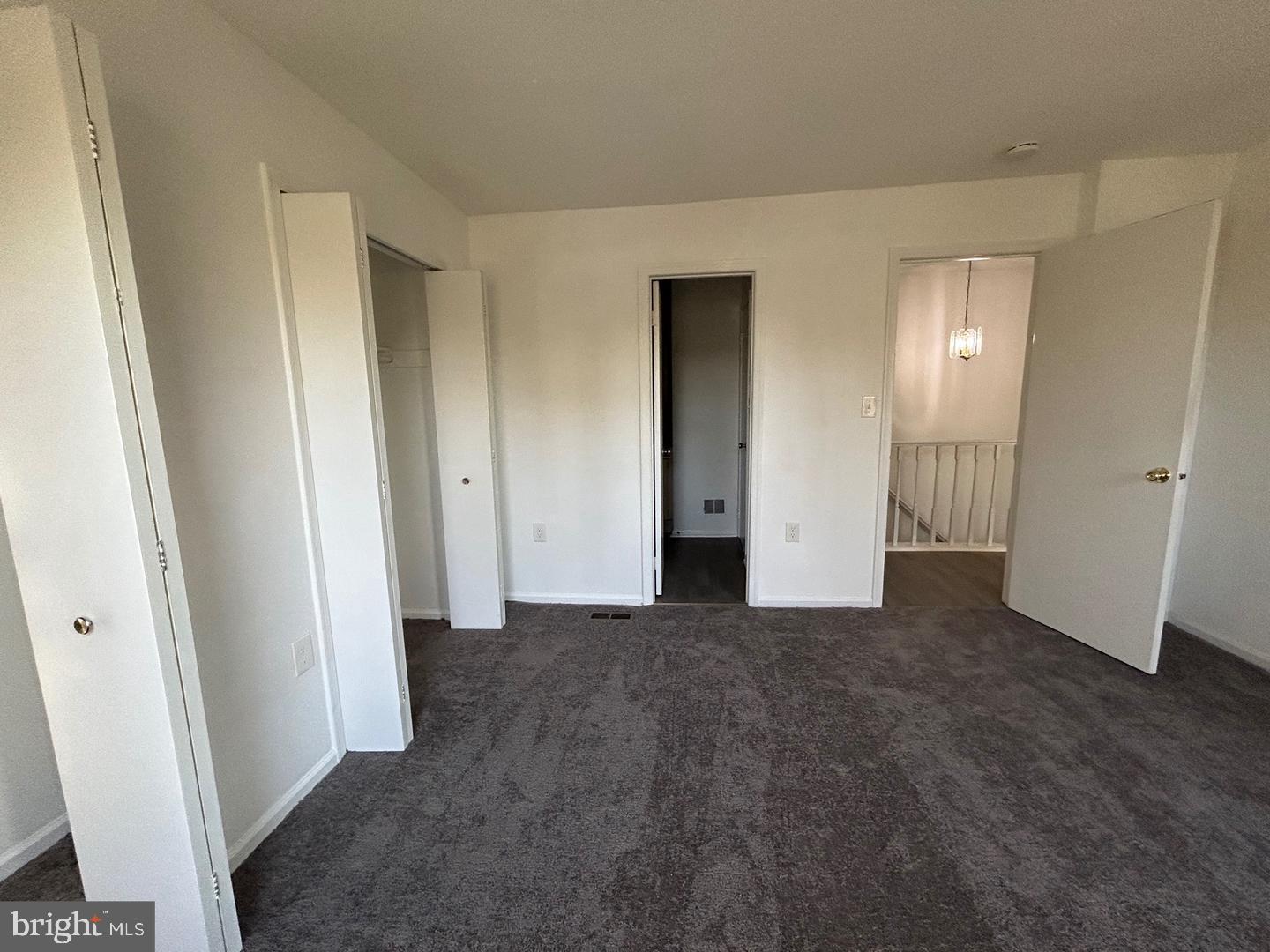 MOUNTAIN VIEW - Residential