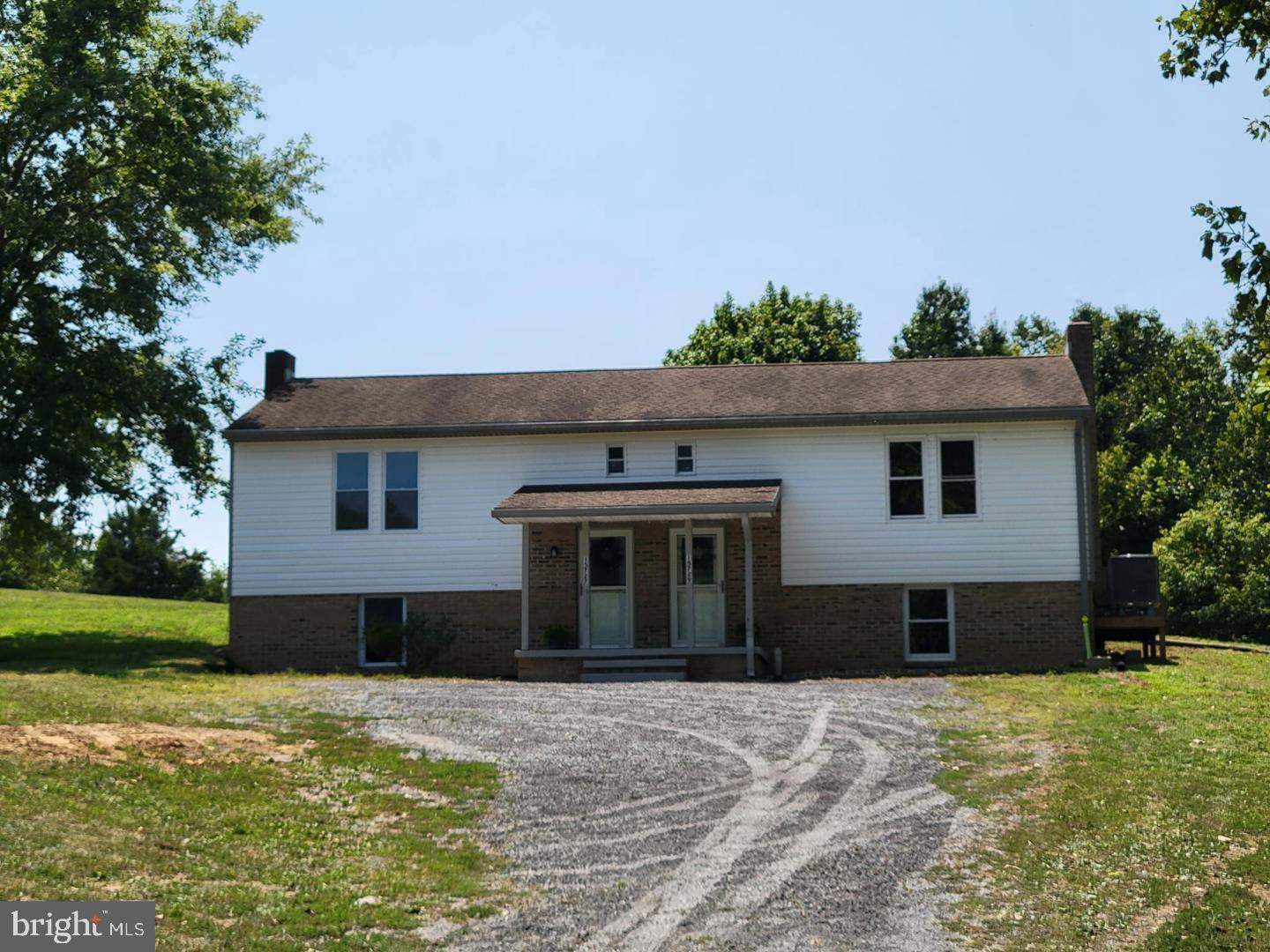 15727 HOTT & 15729 HOTT LANE