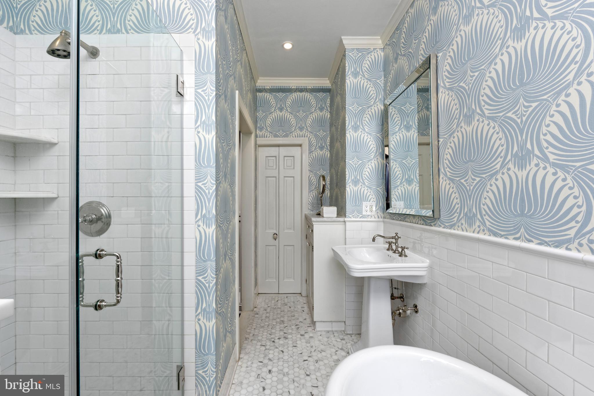 OLD TOWN ALEXANDRIA - Residential