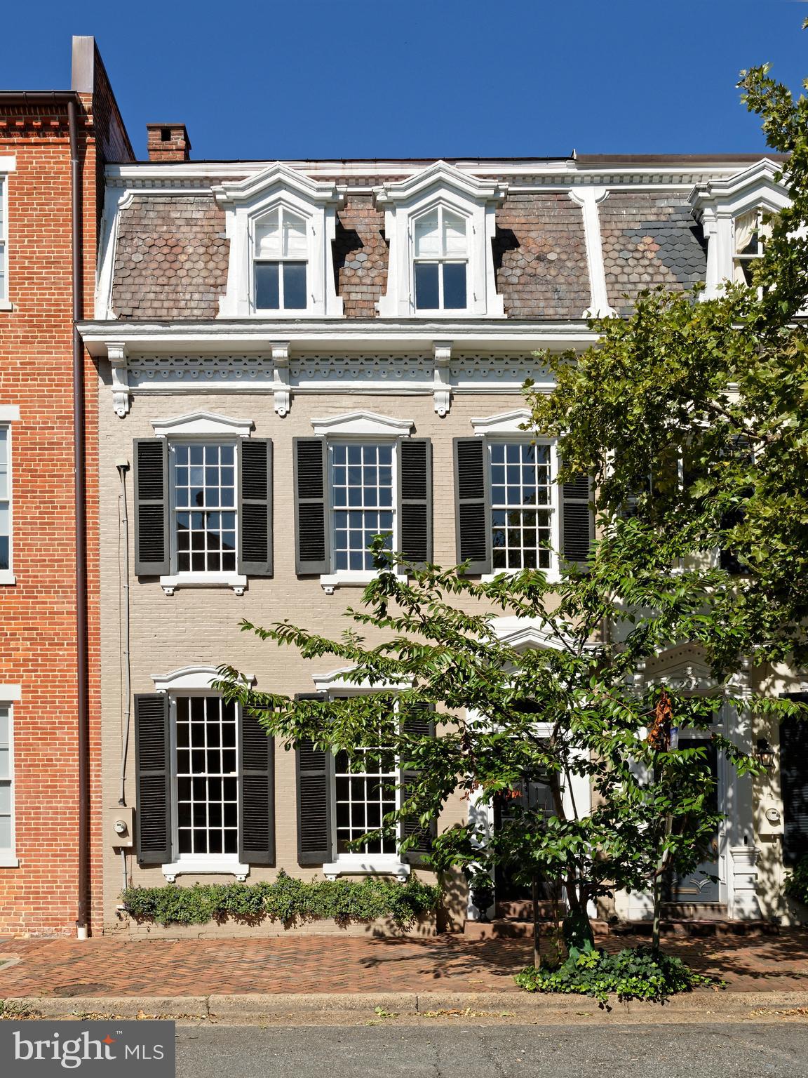 OLD TOWN ALEXANDRIA - Residential