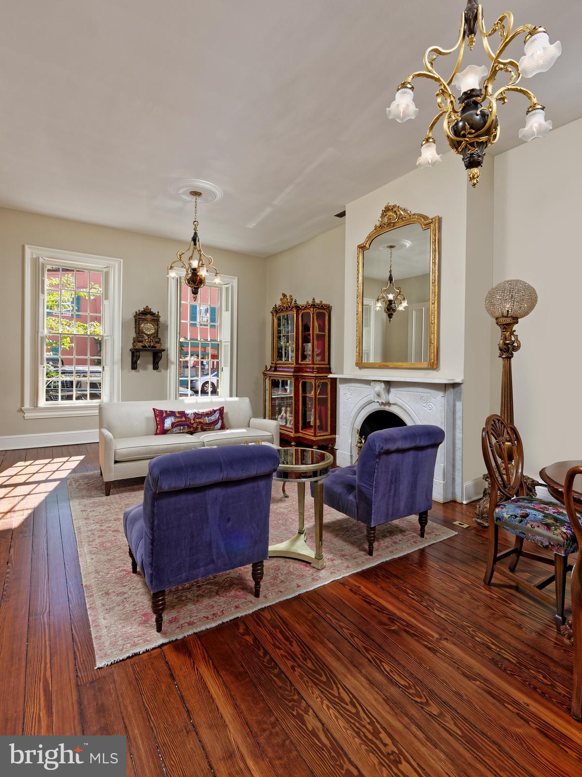 OLD TOWN ALEXANDRIA - Residential