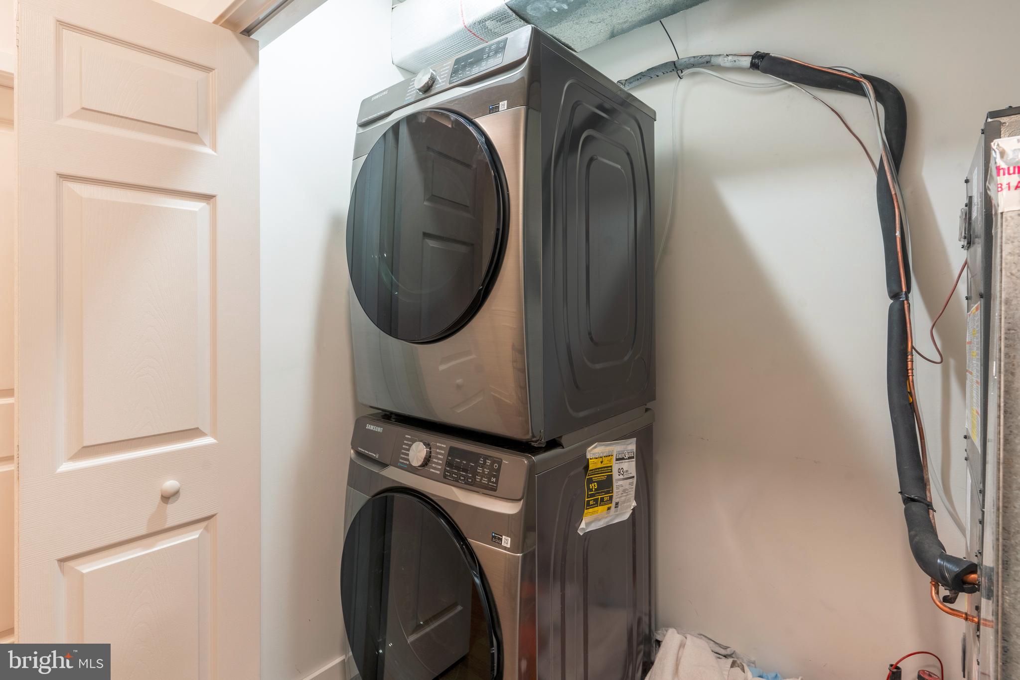 KENSINGTON - Residential