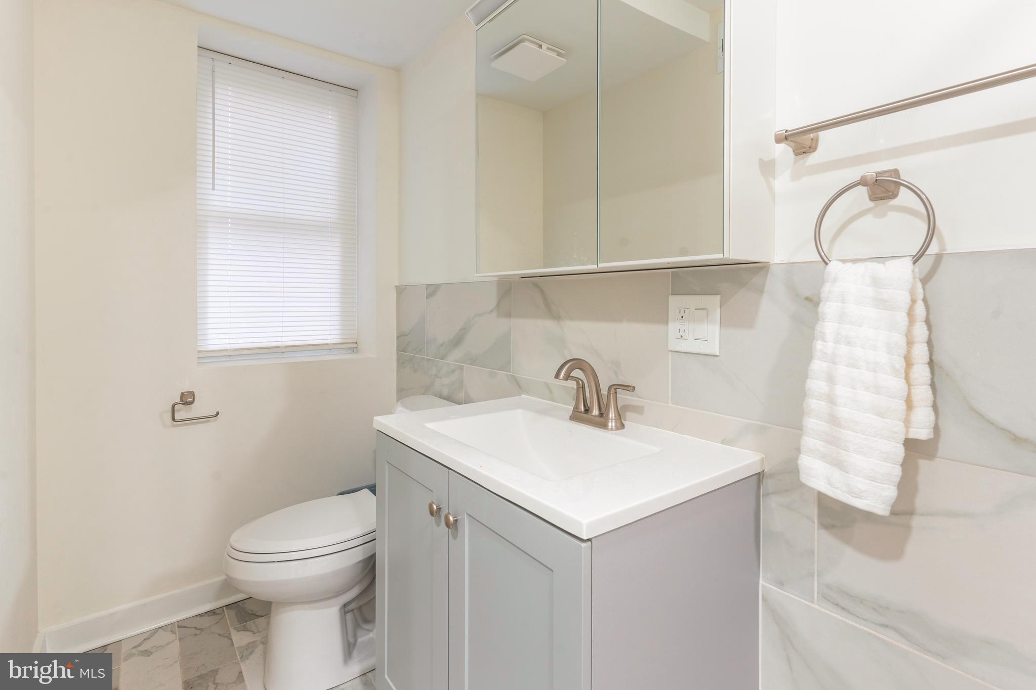 KENSINGTON - Residential