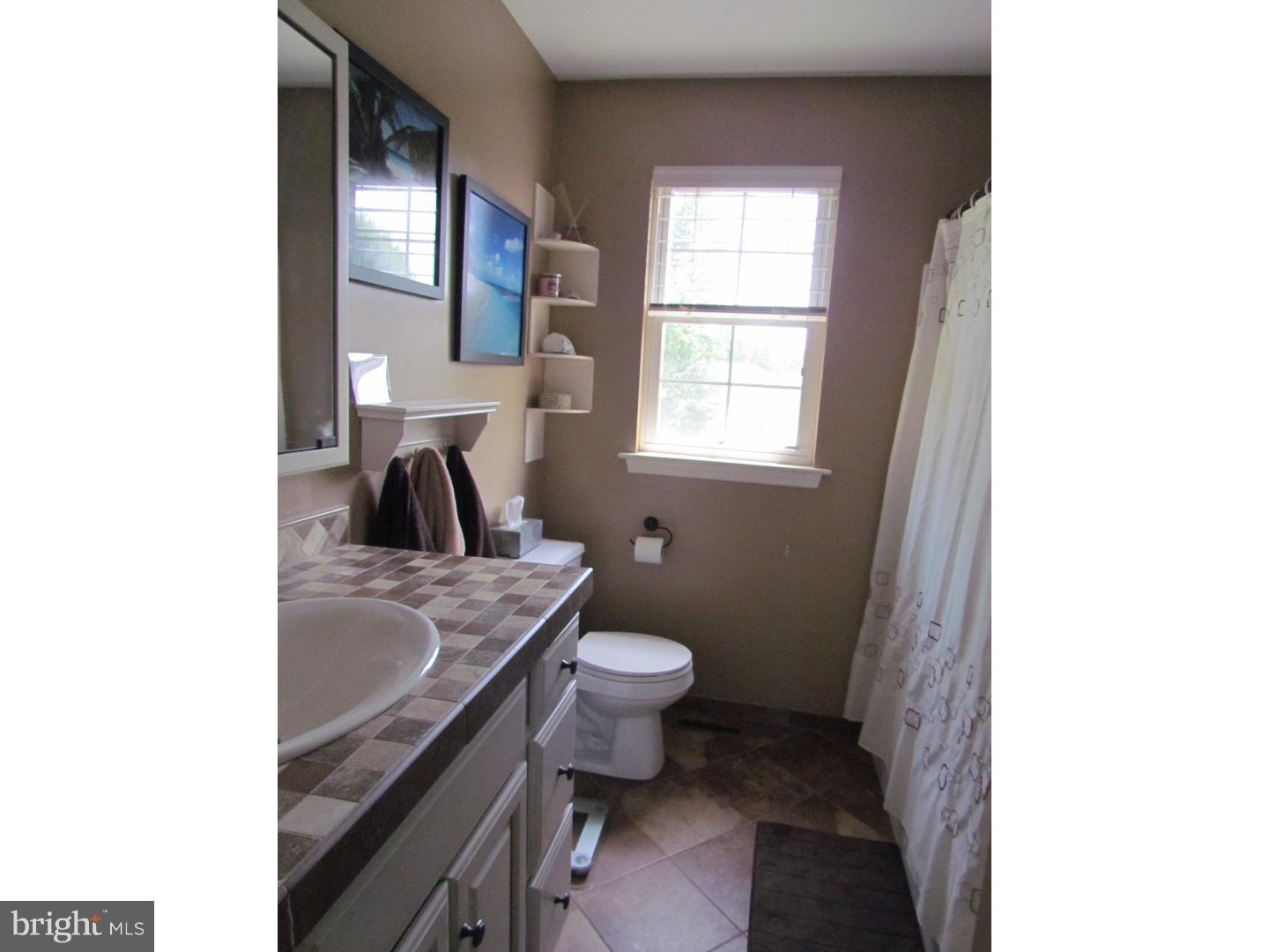 HUNTERS RUN - Residential