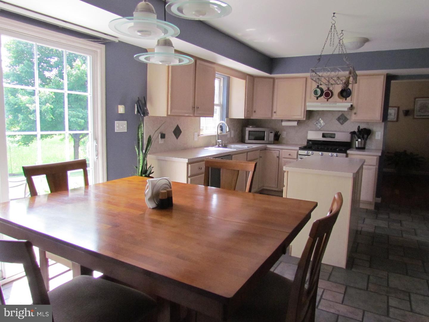 HUNTERS RUN - Residential