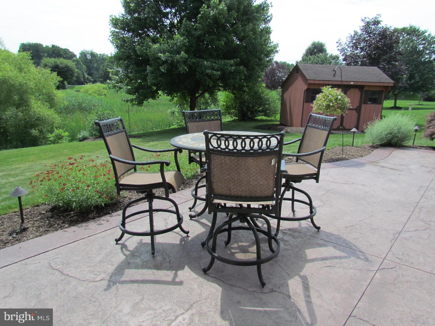 HUNTERS RUN - Residential