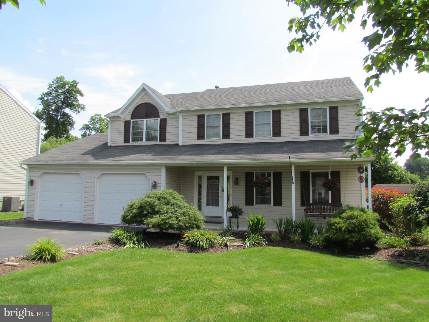 HUNTERS RUN - Residential