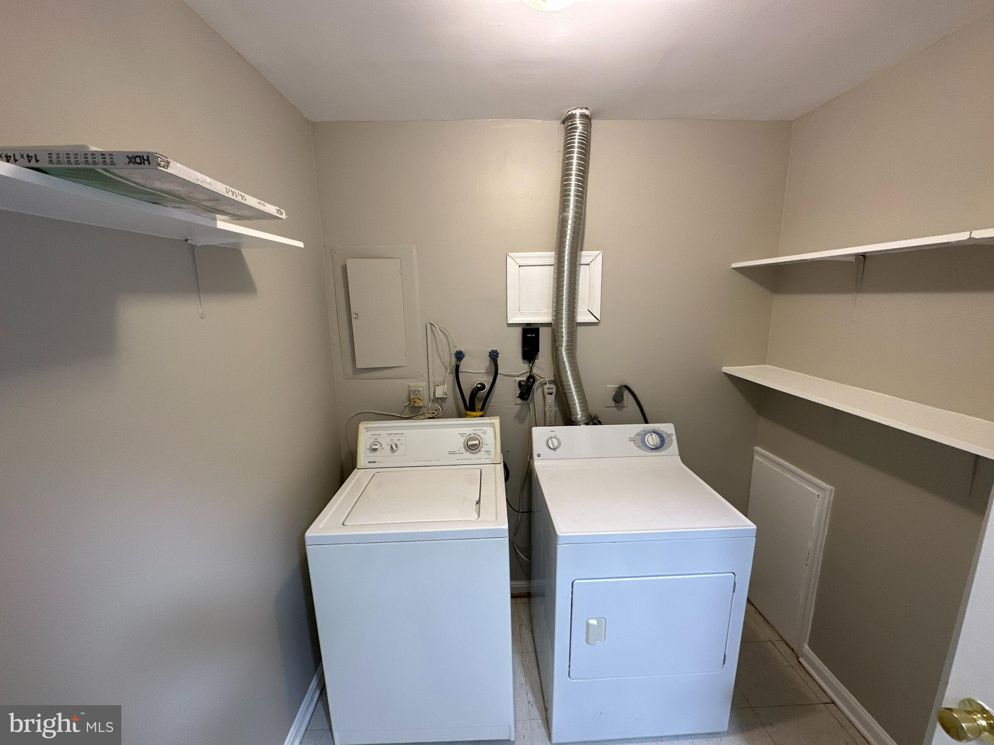 GREENHILLS - Residential Lease