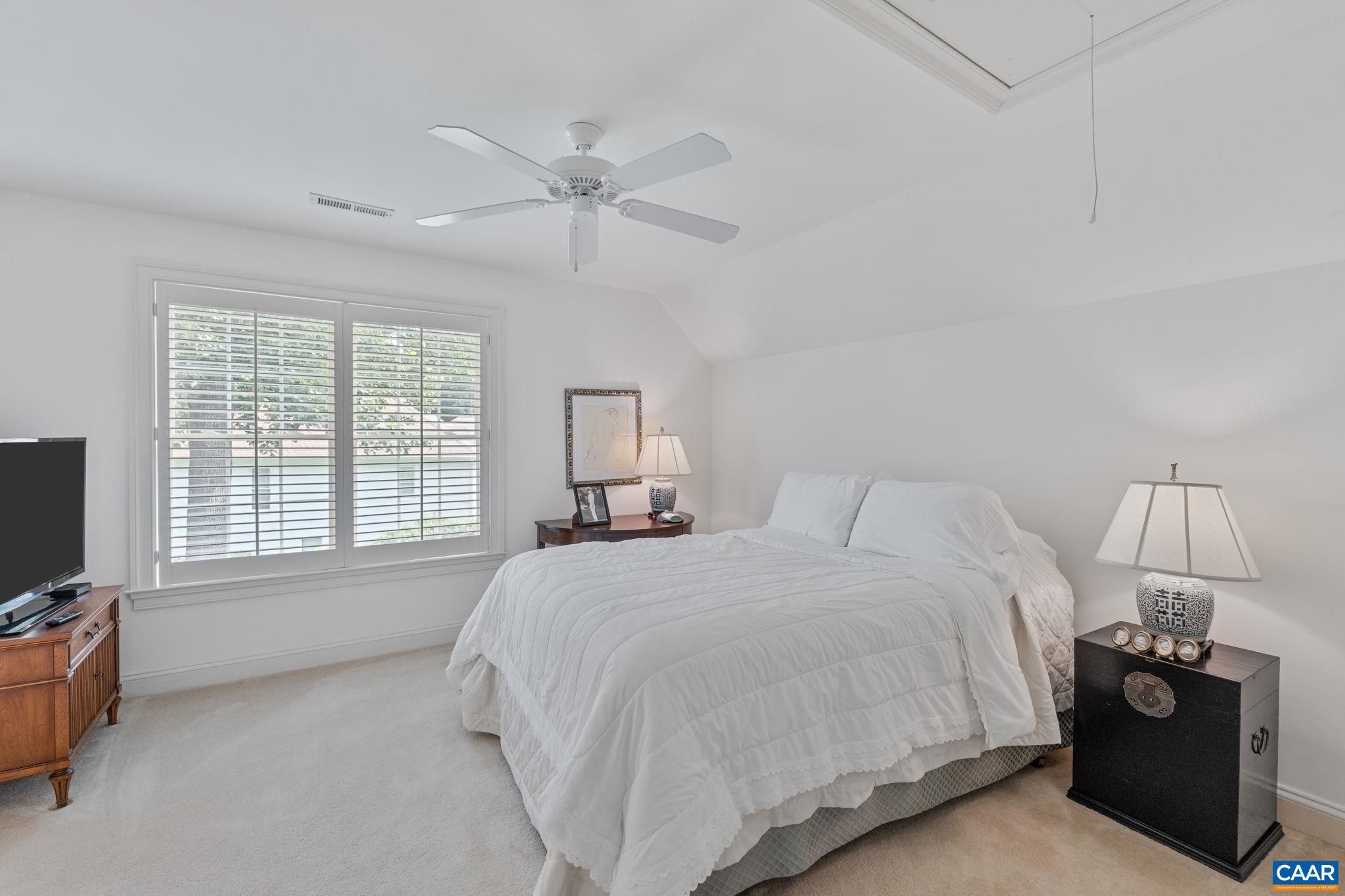 FOXCHASE - Residential