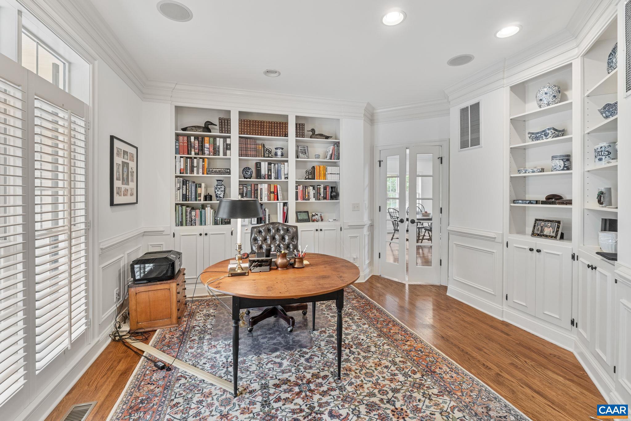 FOXCHASE - Residential