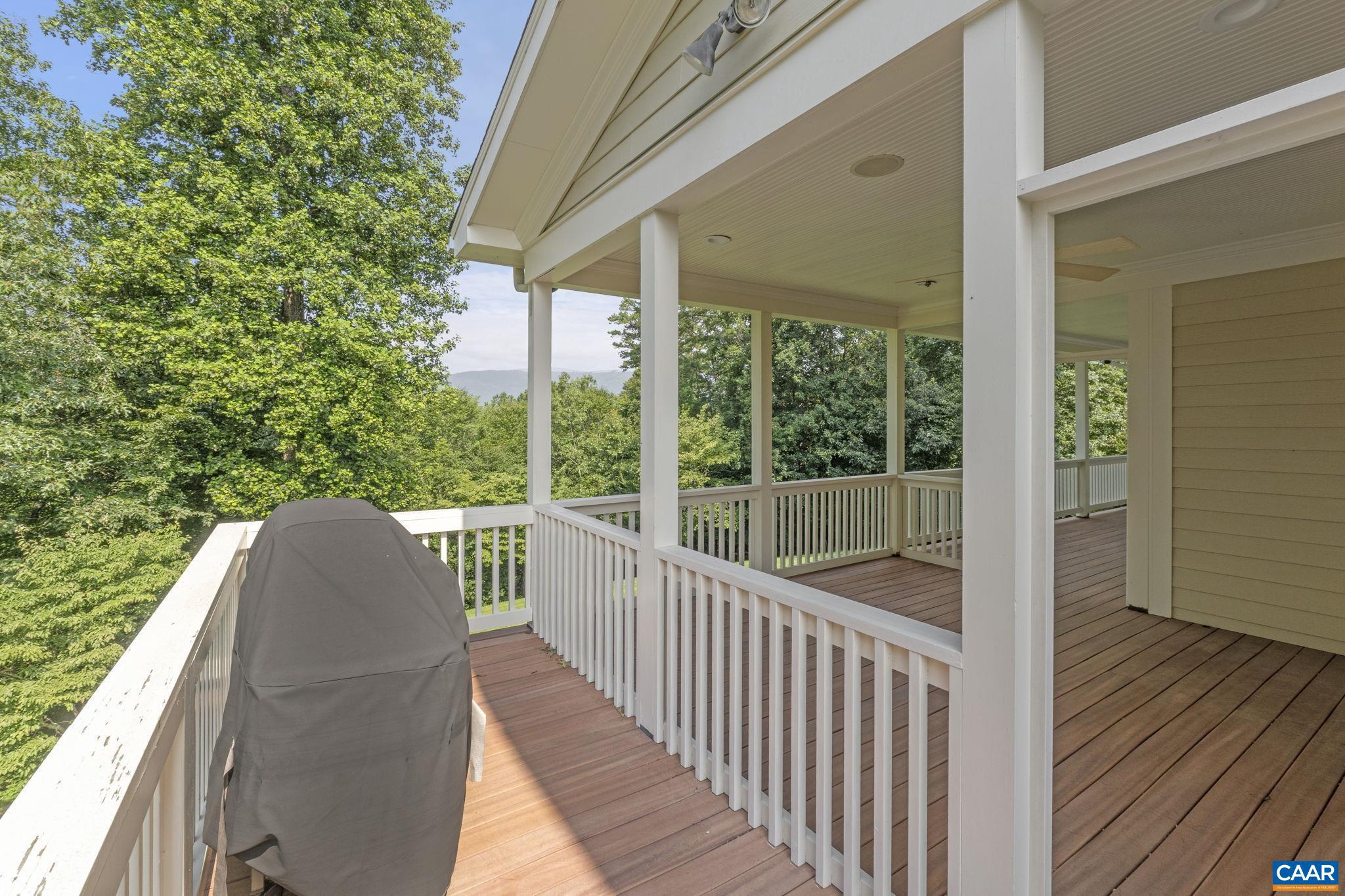 FOXCHASE - Residential