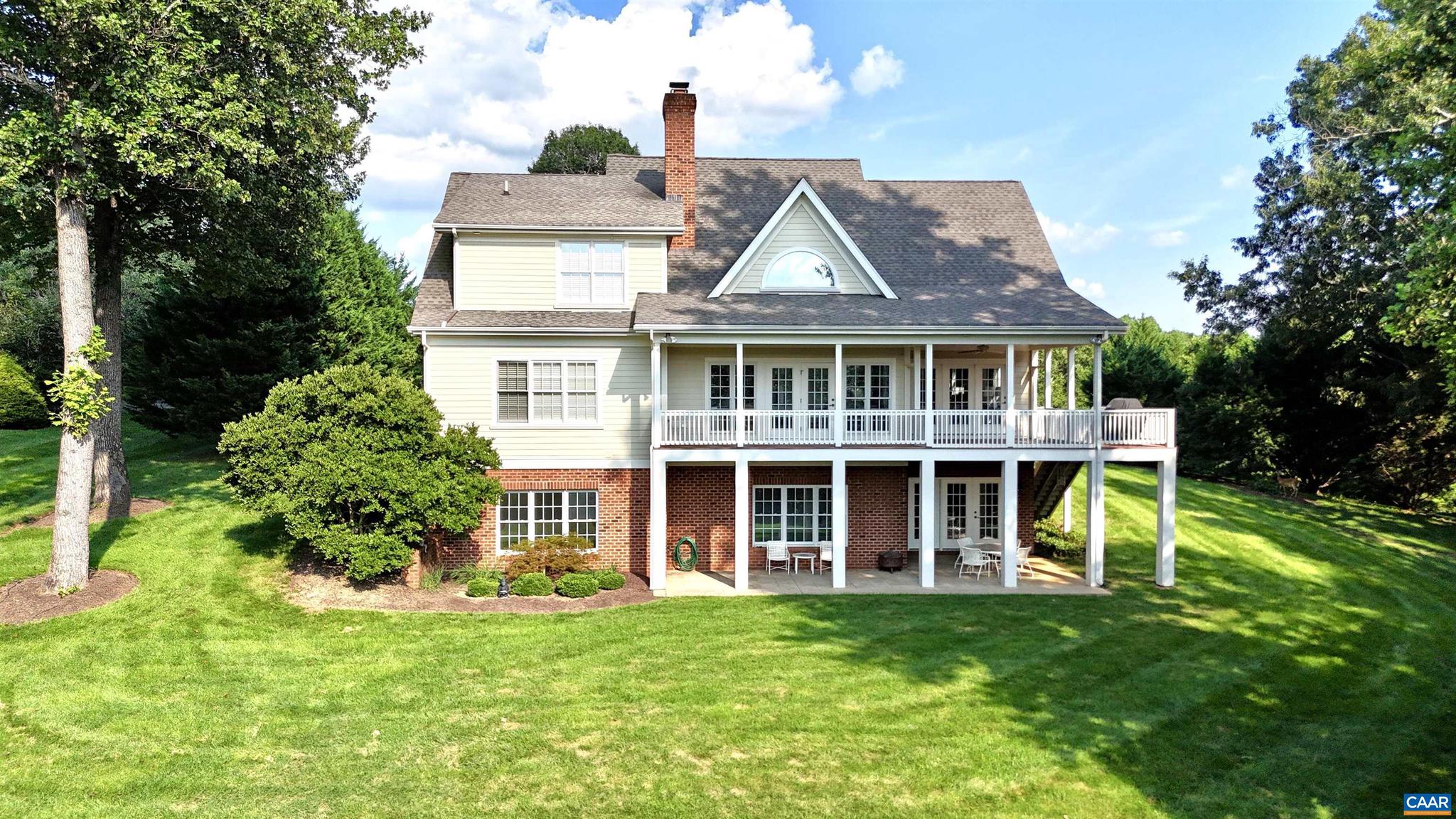 FOXCHASE - Residential