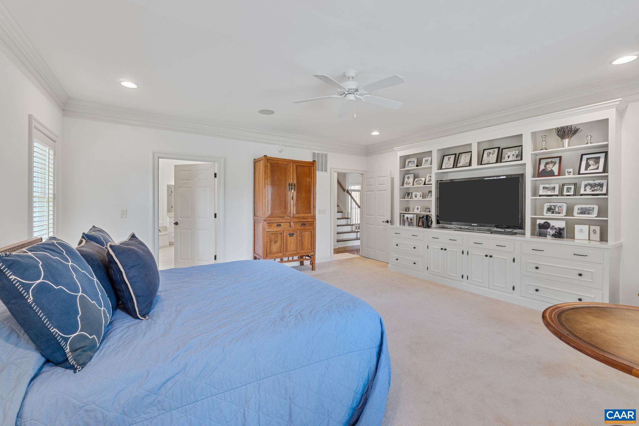 FOXCHASE - Residential