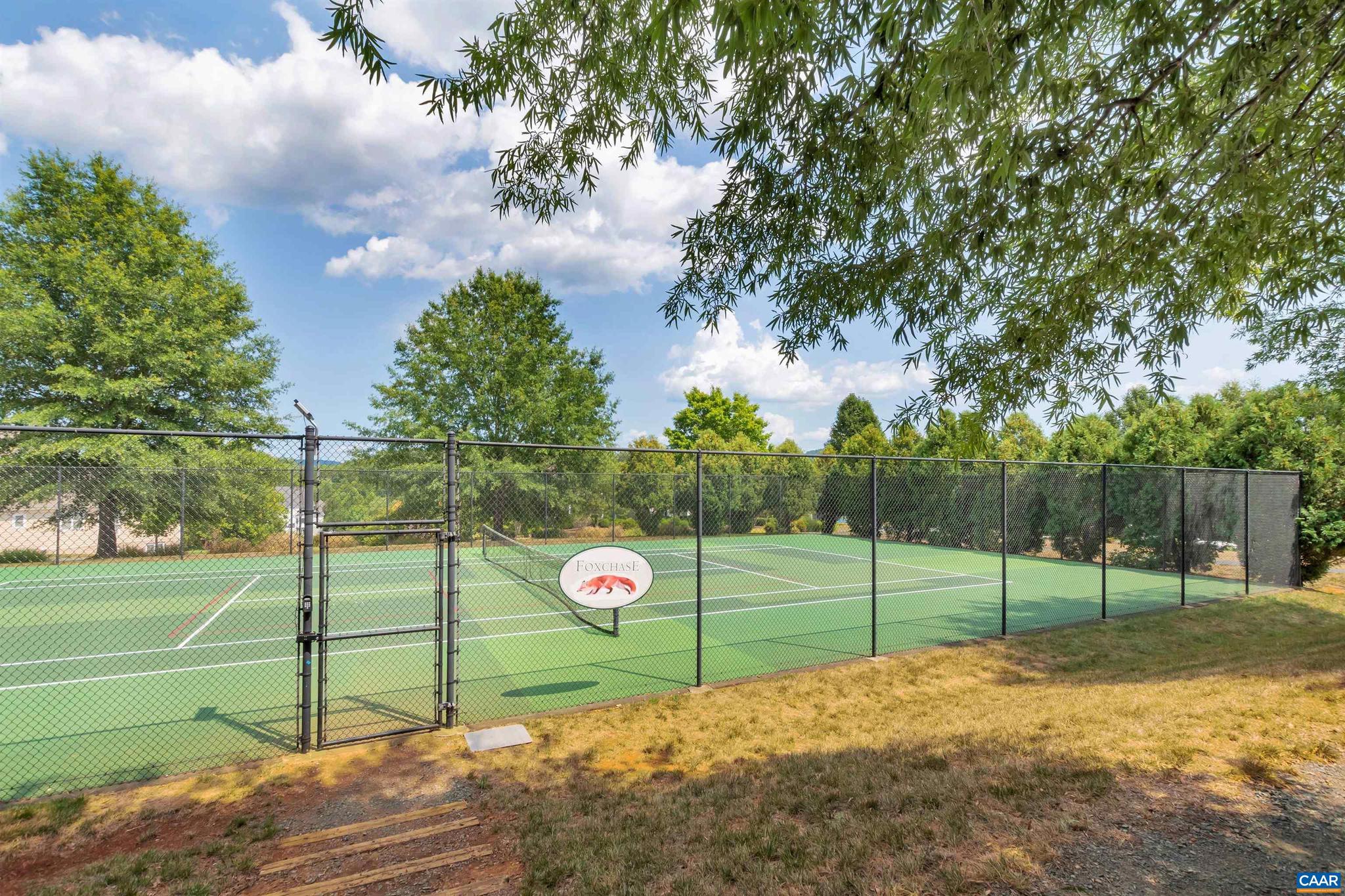 FOXCHASE - Residential