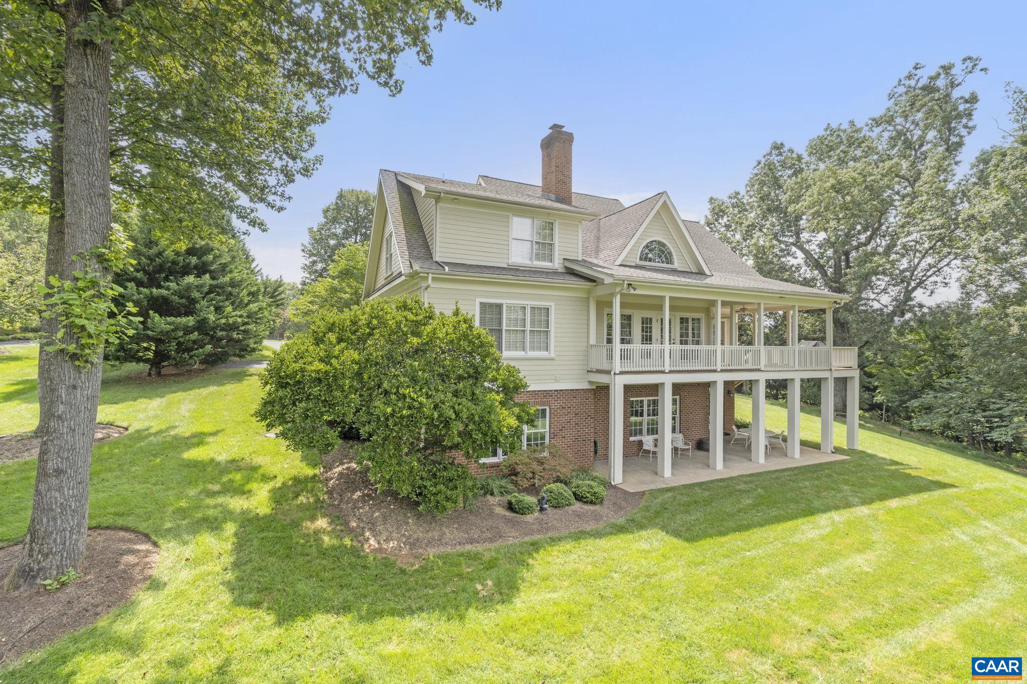 FOXCHASE - Residential