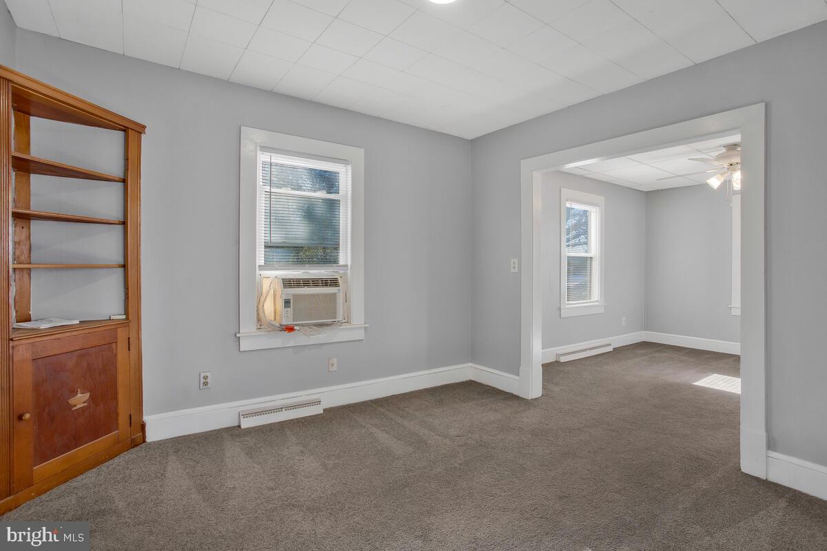 CRYSTAL BROOKE MANOR - Residential Lease