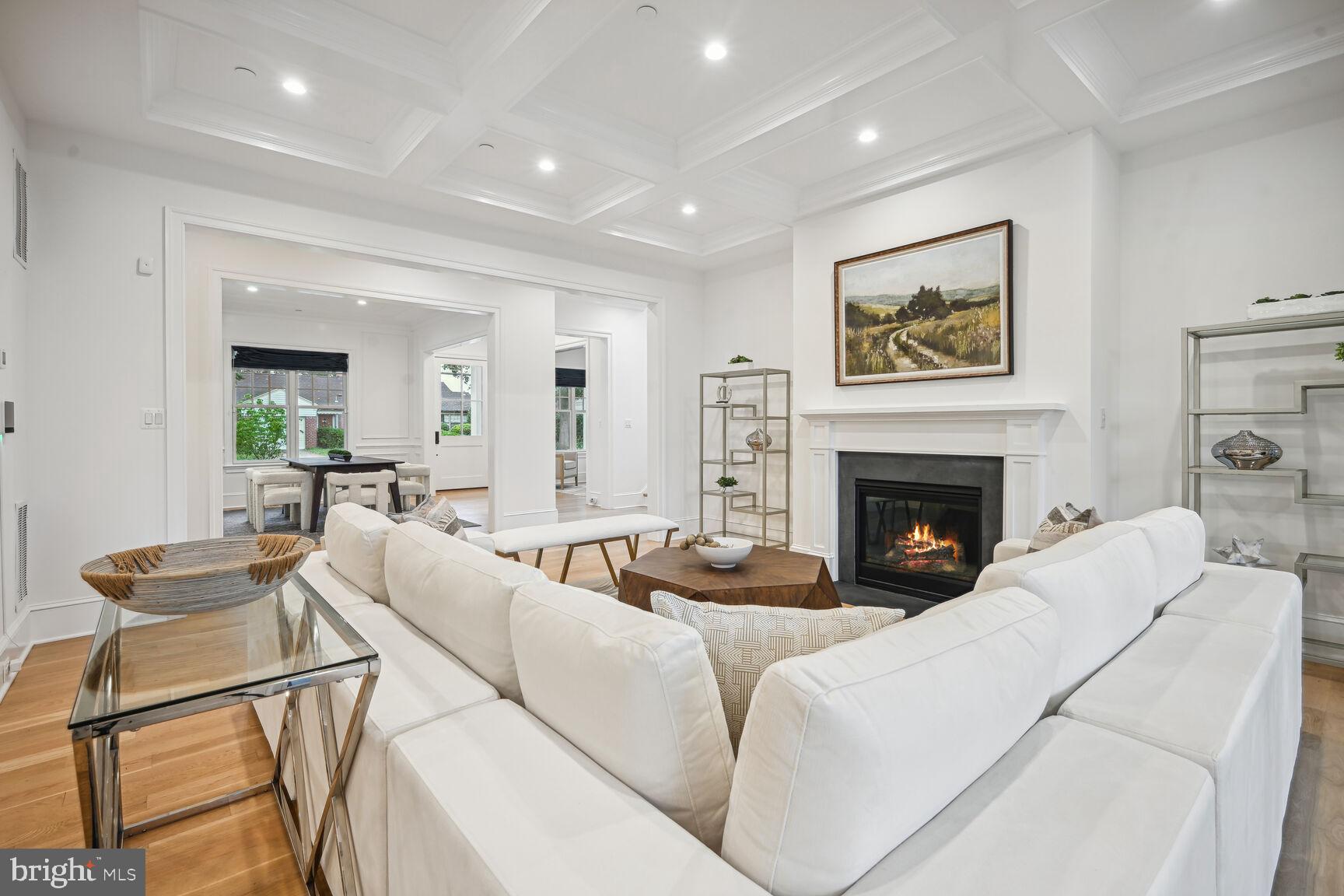 CHEVY CHASE MANOR - Residential