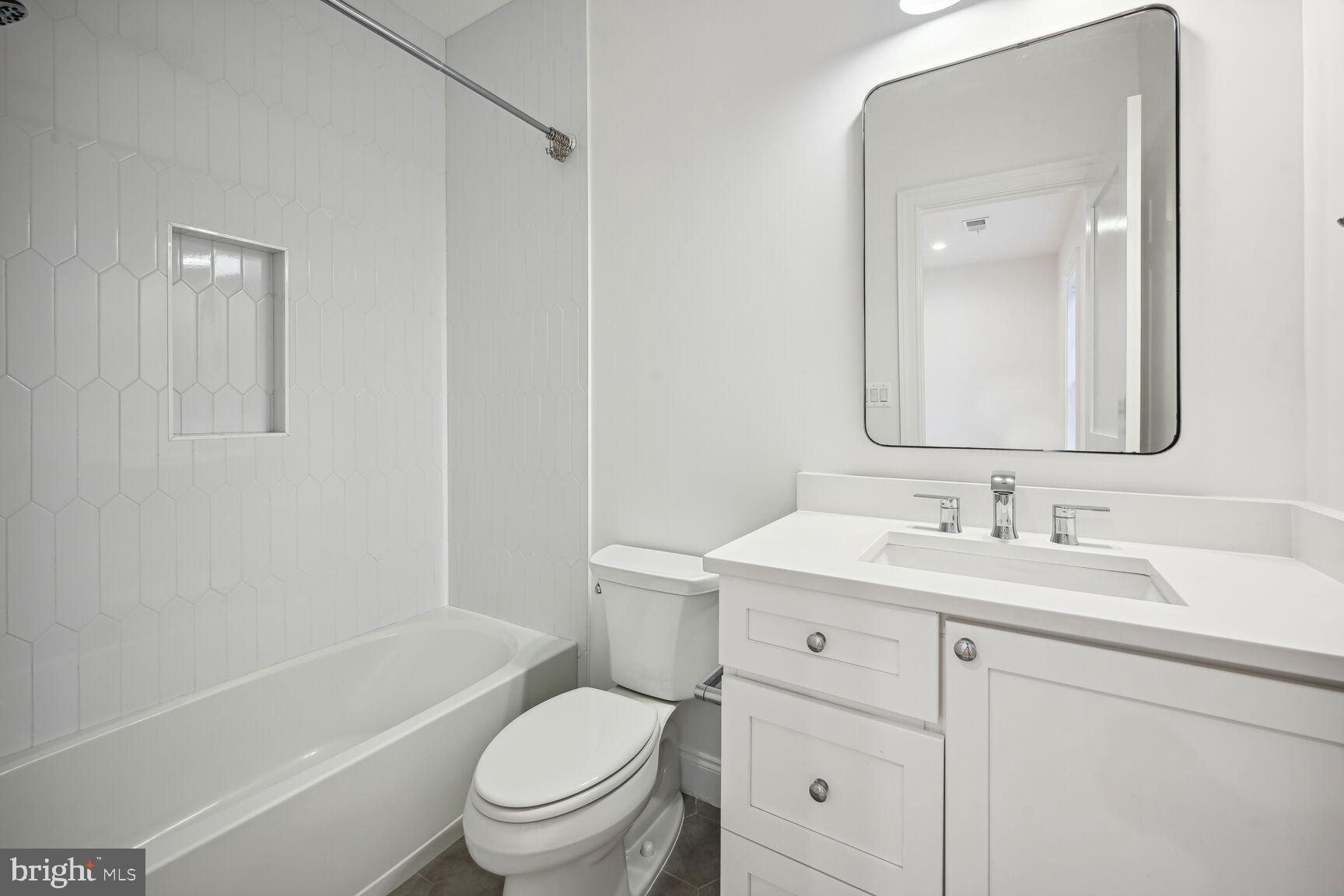 CHEVY CHASE MANOR - Residential