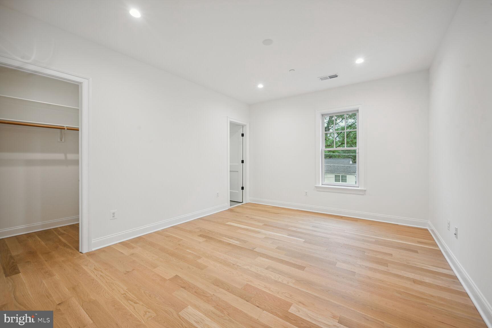 CHEVY CHASE MANOR - Residential