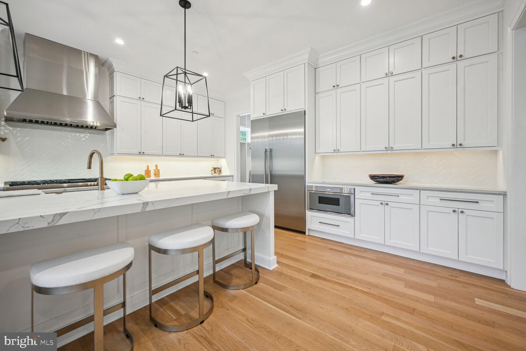 CHEVY CHASE MANOR - Residential