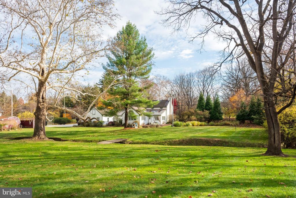 Photo of 2175 W Swedesford Road, MALVERN, PA 19355 (MLS # PACT2113522)