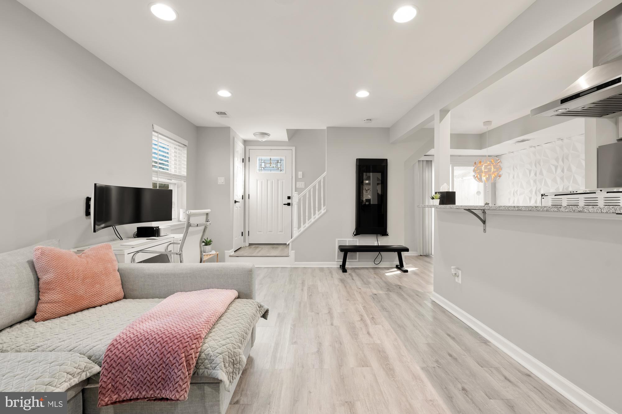 TERRACE TOWNE HOMES OF WOODLAWN - Residential