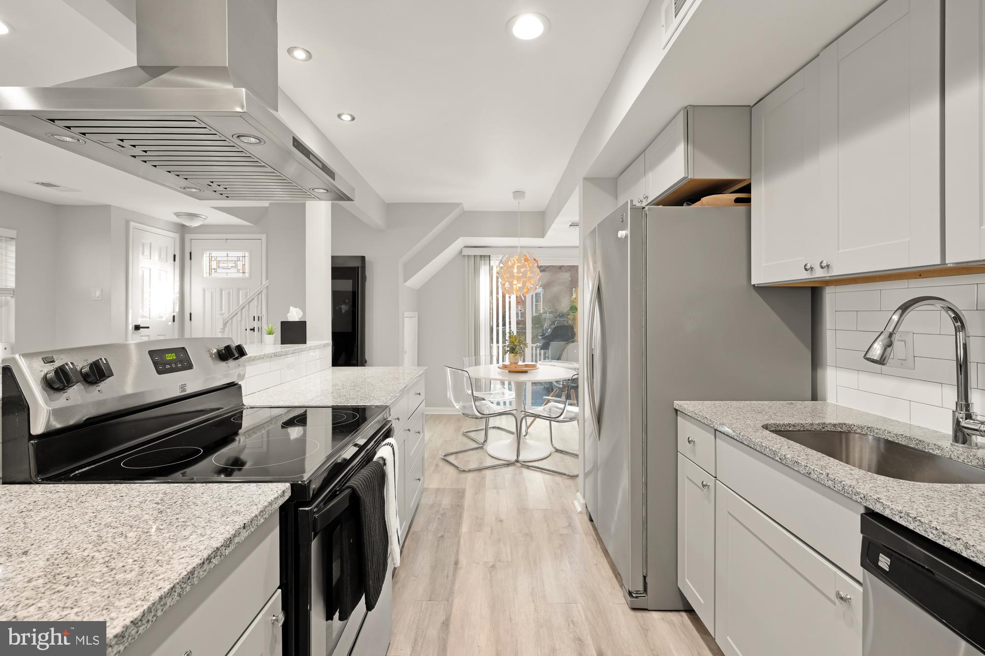 TERRACE TOWNE HOMES OF WOODLAWN - Residential