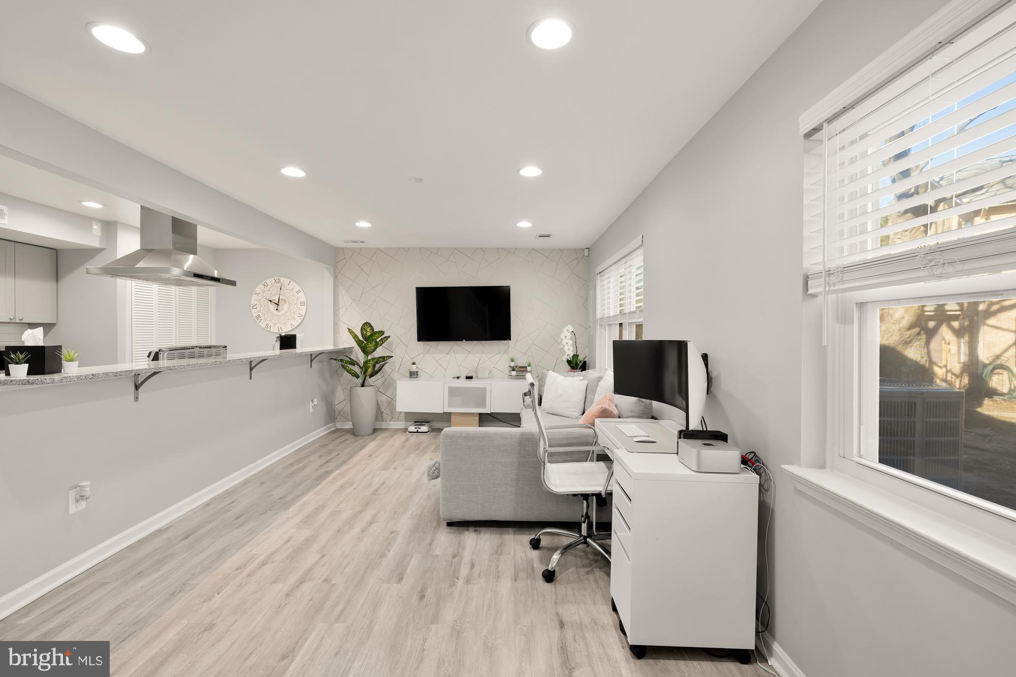 TERRACE TOWNE HOMES OF WOODLAWN - Residential