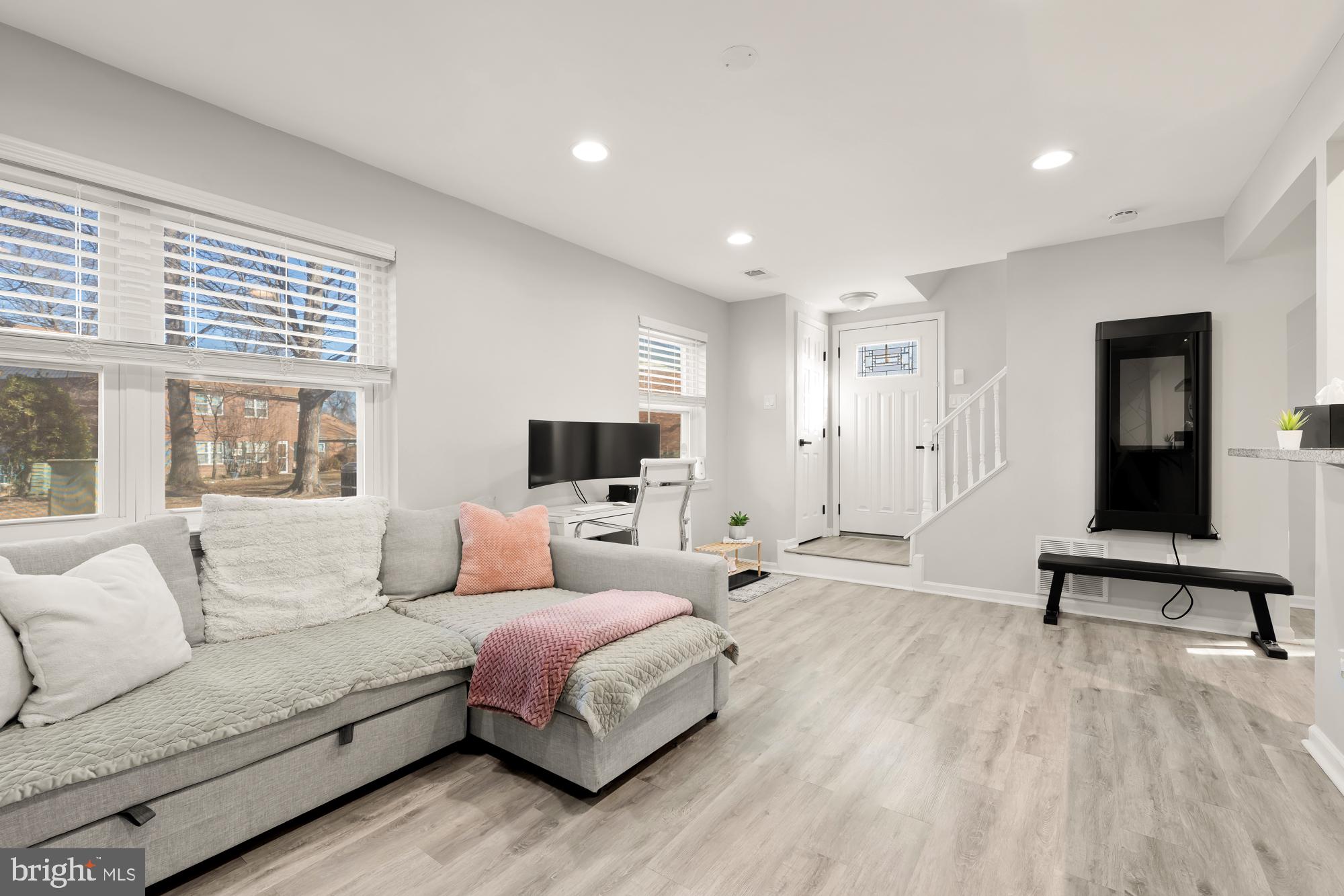 TERRACE TOWNE HOMES OF WOODLAWN - Residential