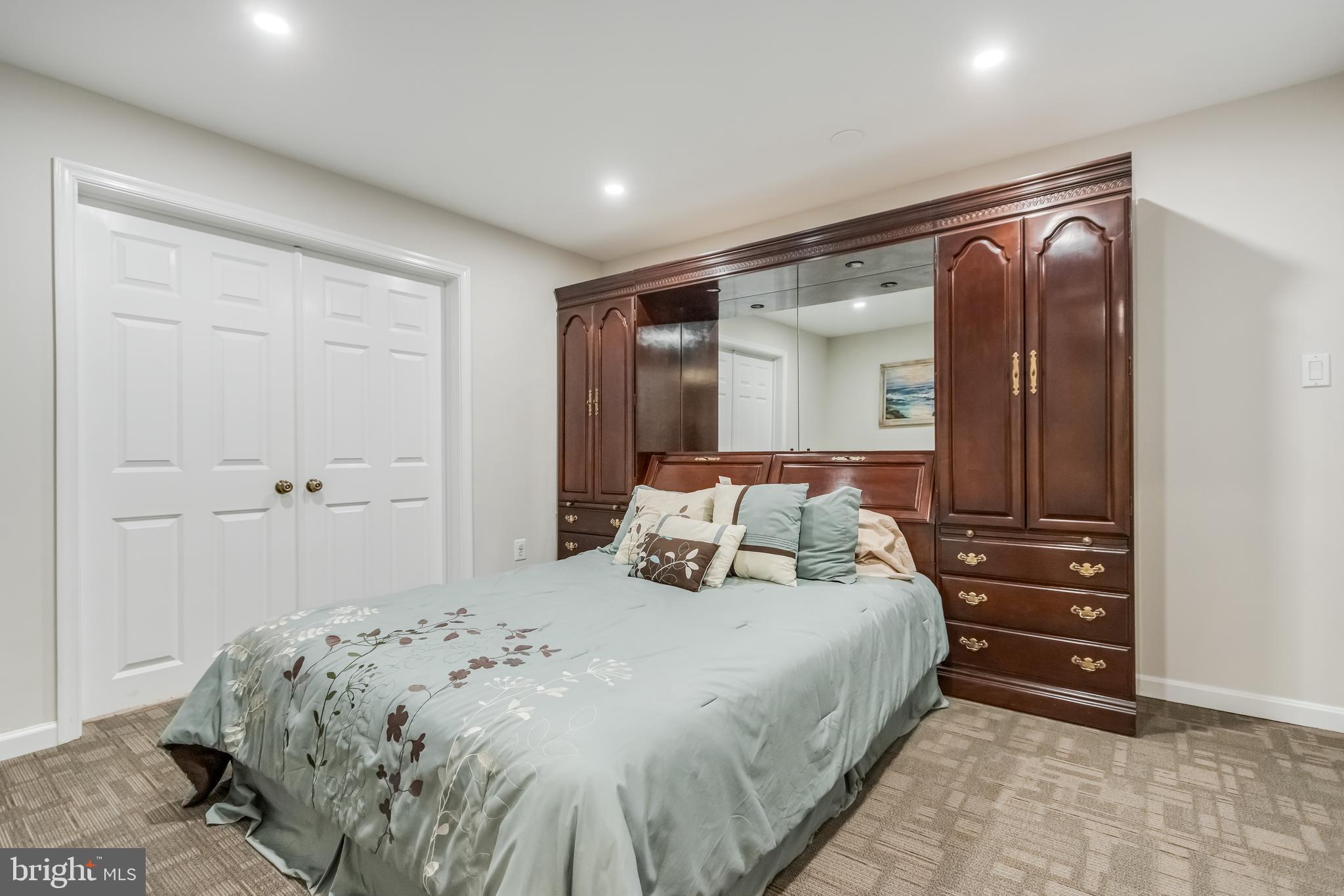 COLVINS GLEN - Residential