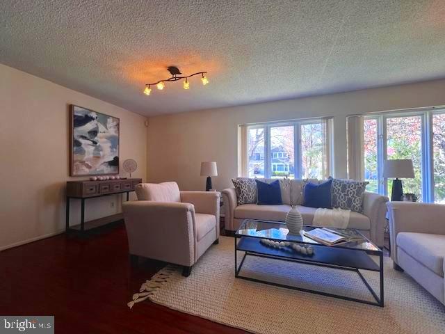 195 CANTERBURY ROAD