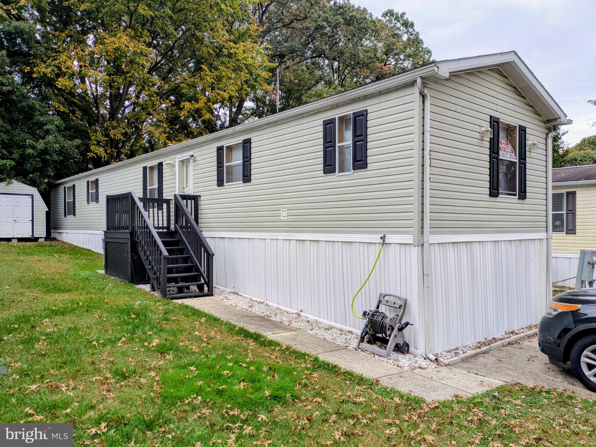8013 FAIR BREEZE DRIVE