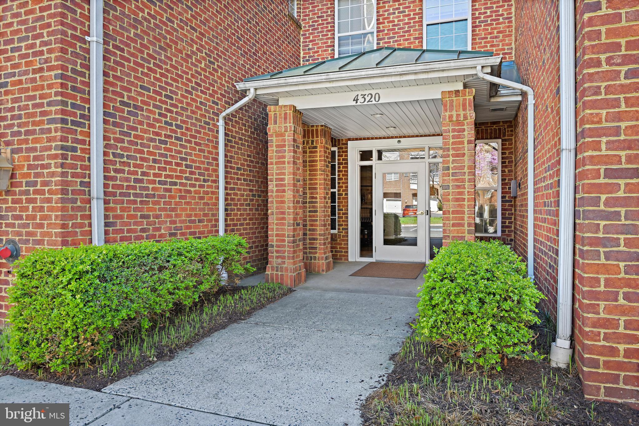 CHRISTOPHER AT CEDAR LAKES - Residential