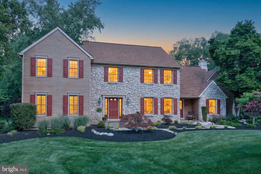 Photo of 305 Cottonwood Drive, LANGHORNE, PA 19047 (MLS # PABU2122068)