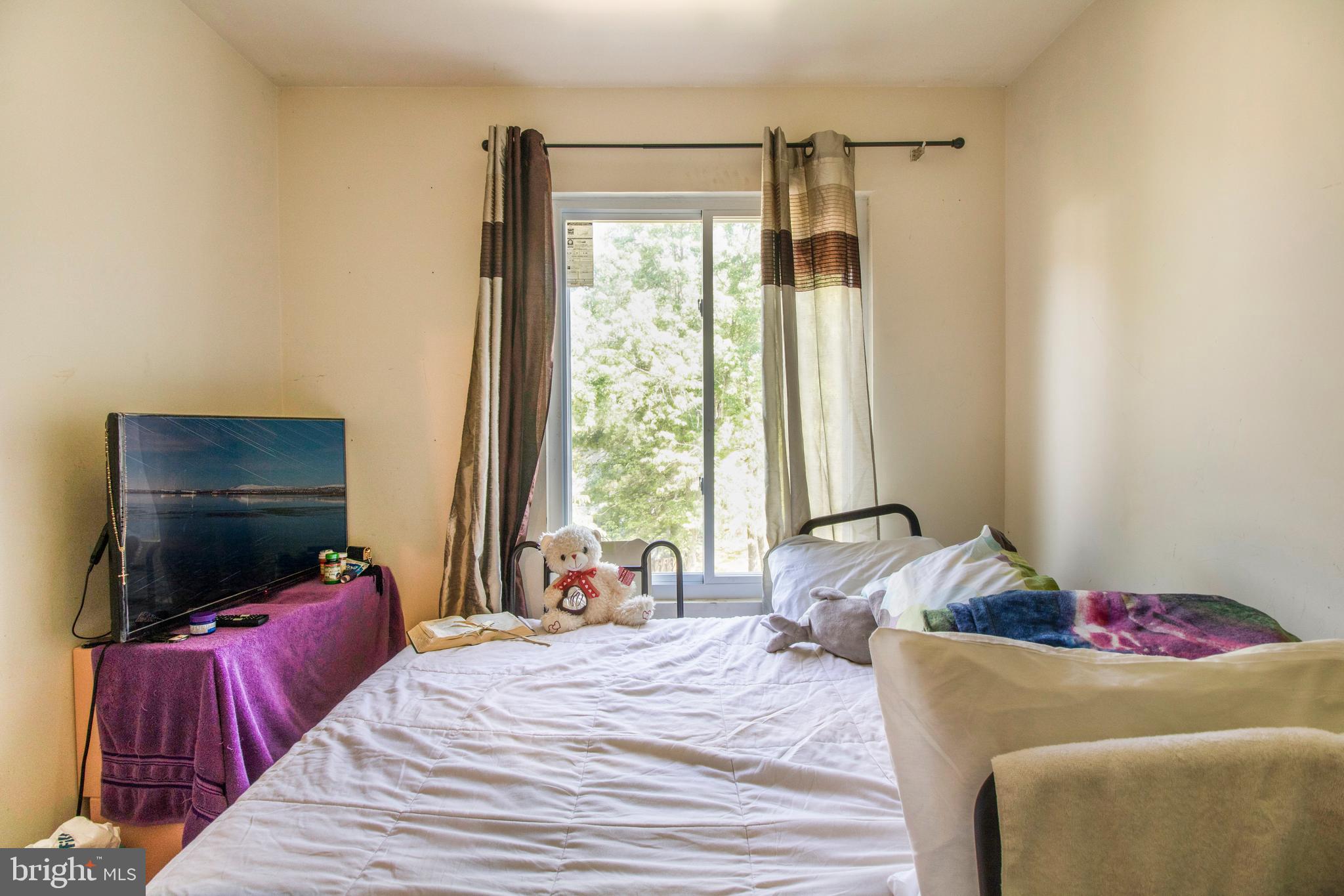 CIPRIANO WOODS - Residential