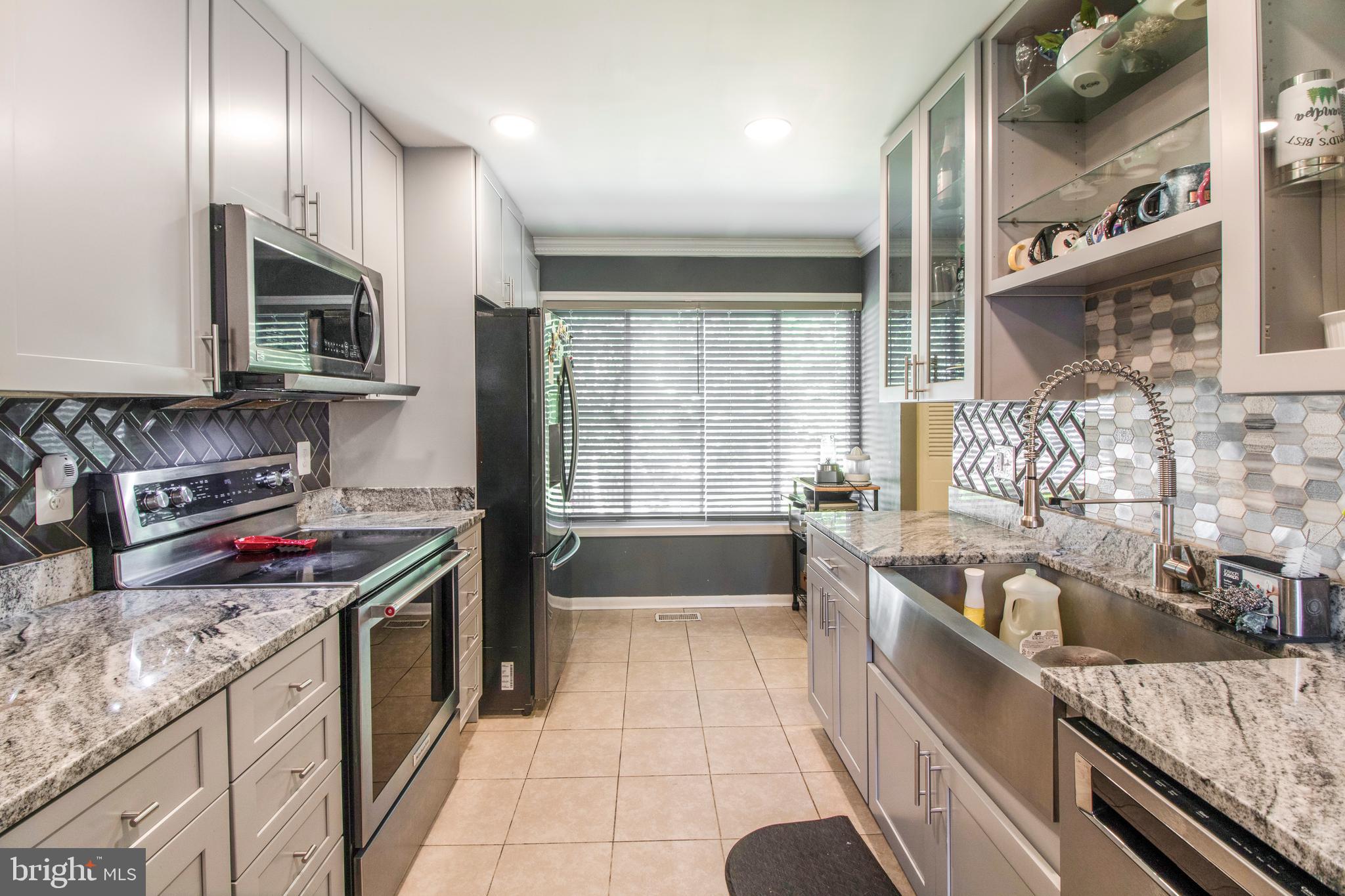 CIPRIANO WOODS - Residential