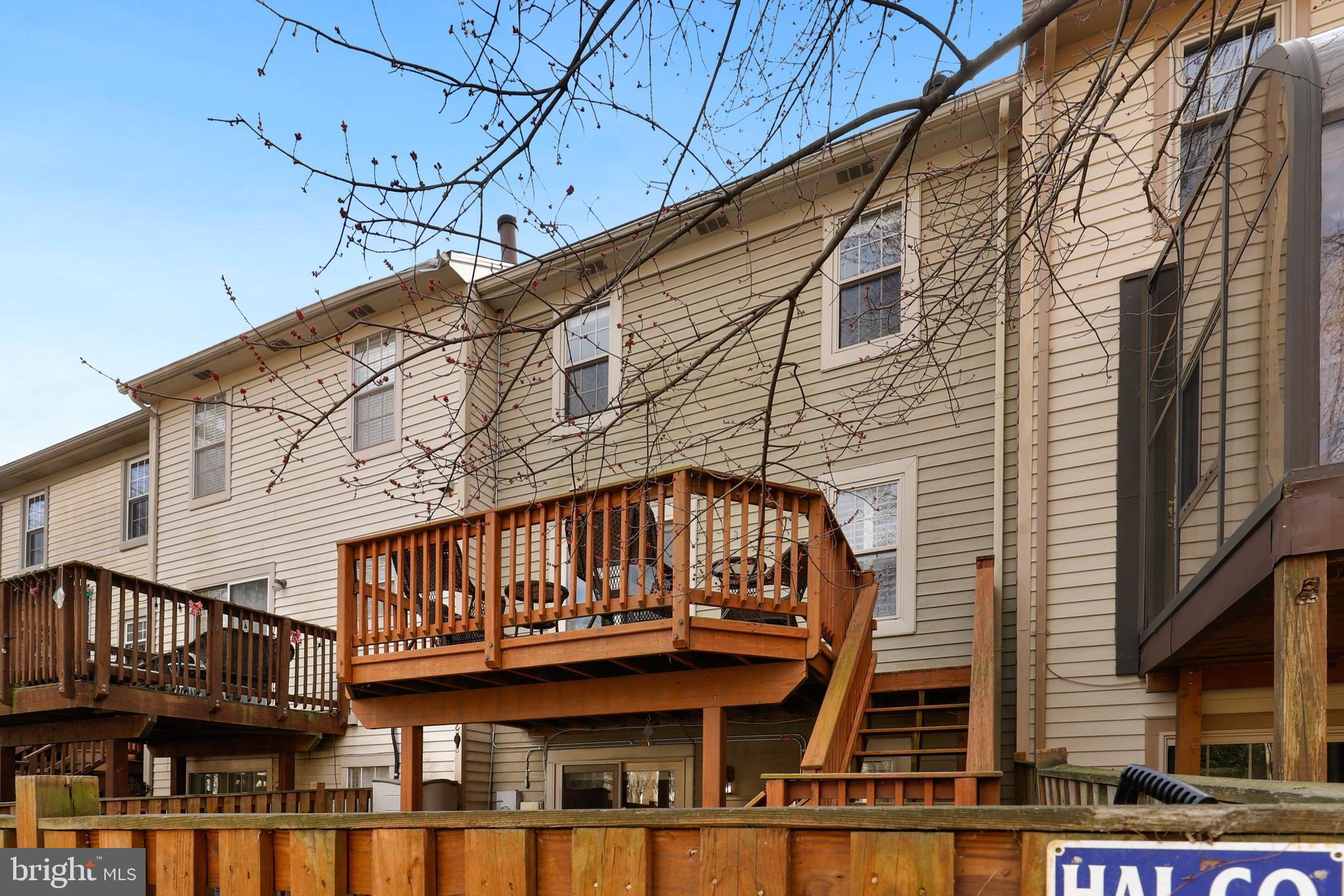 MT WOODLEY MANOR - Residential