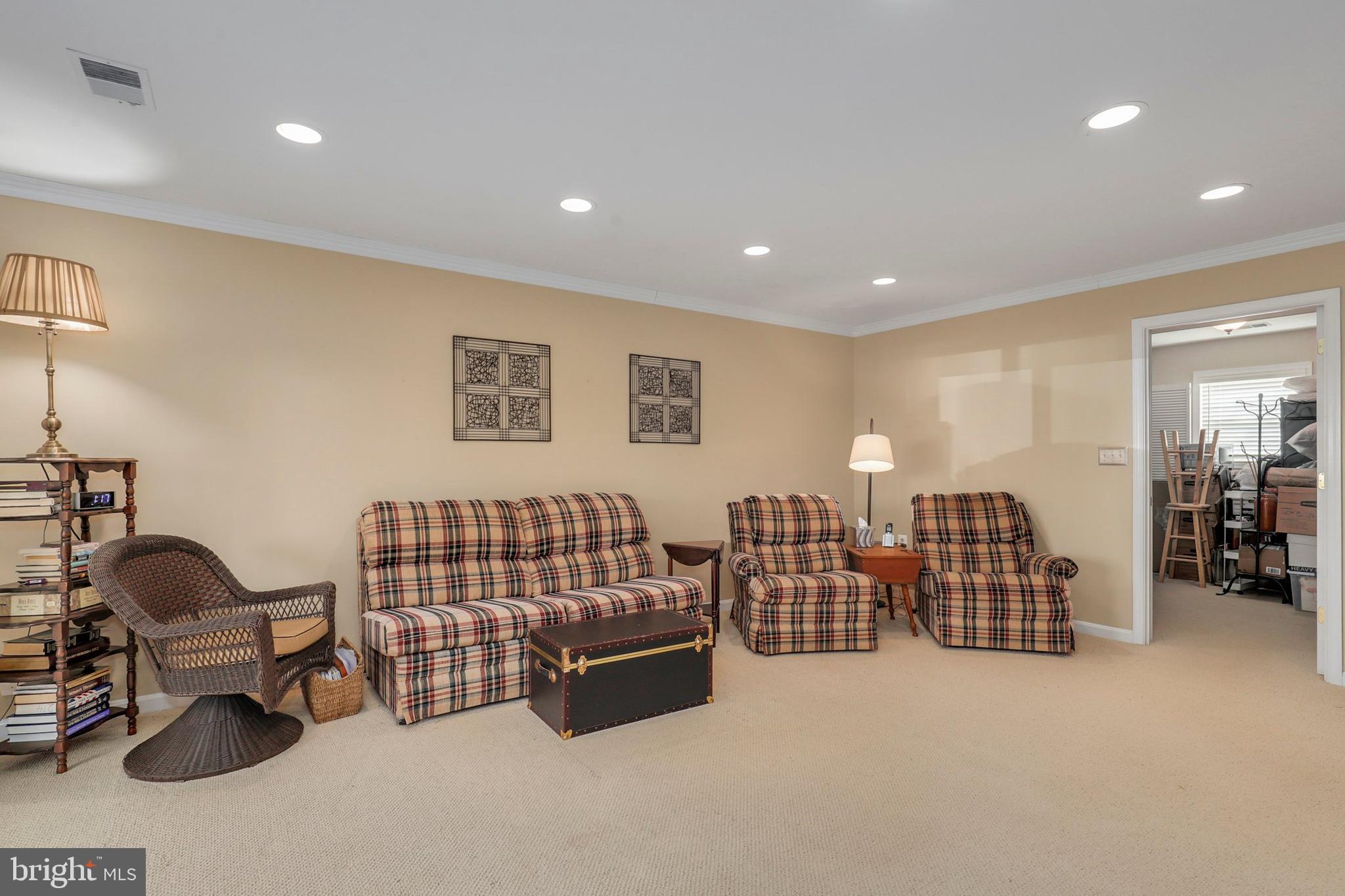 MT WOODLEY MANOR - Residential