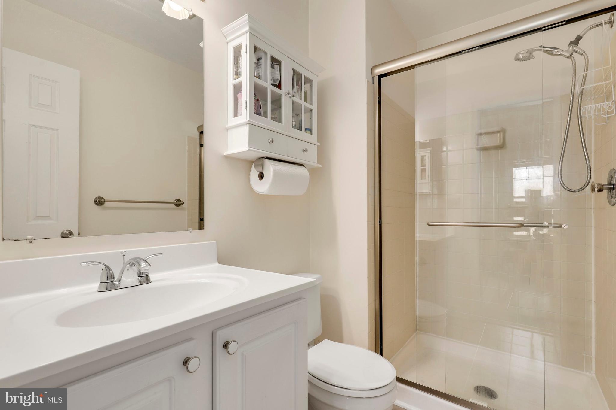 MT WOODLEY MANOR - Residential