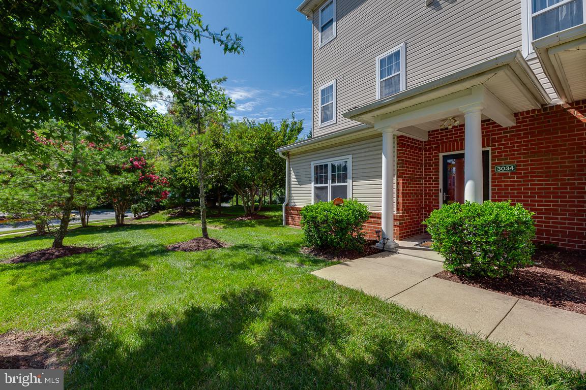 WINDSOR CROSSING - Residential