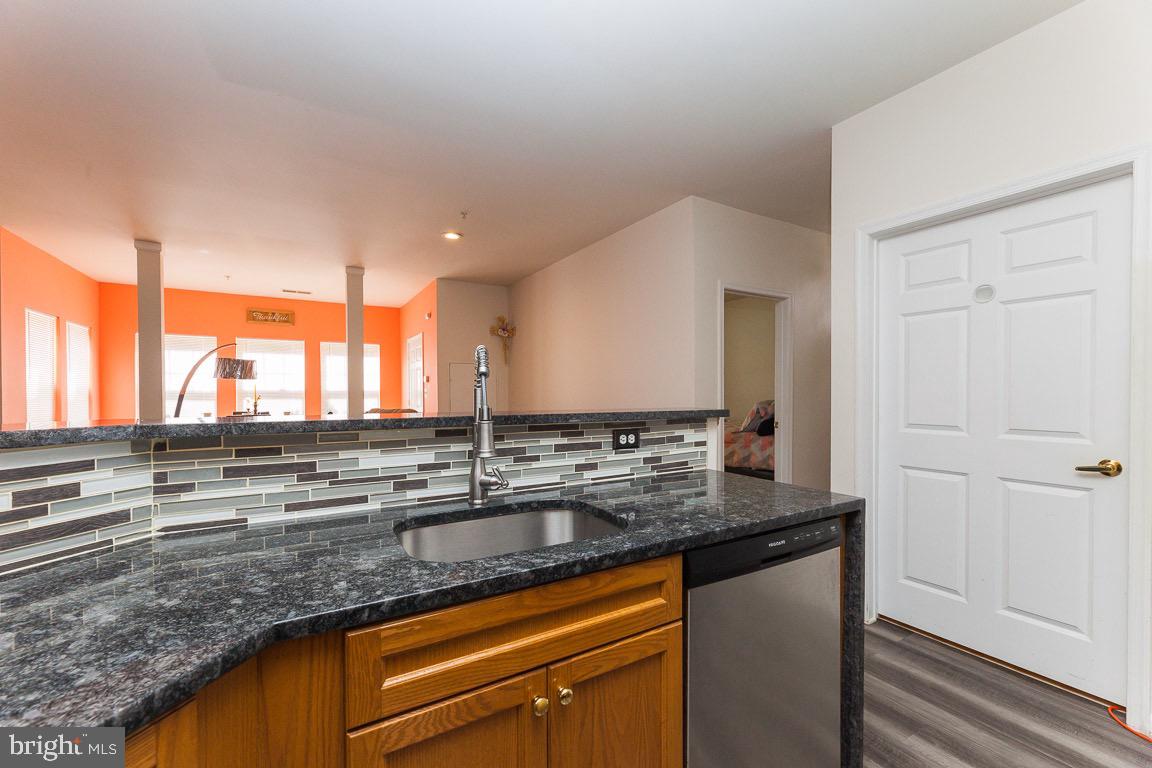 WINDSOR CROSSING - Residential