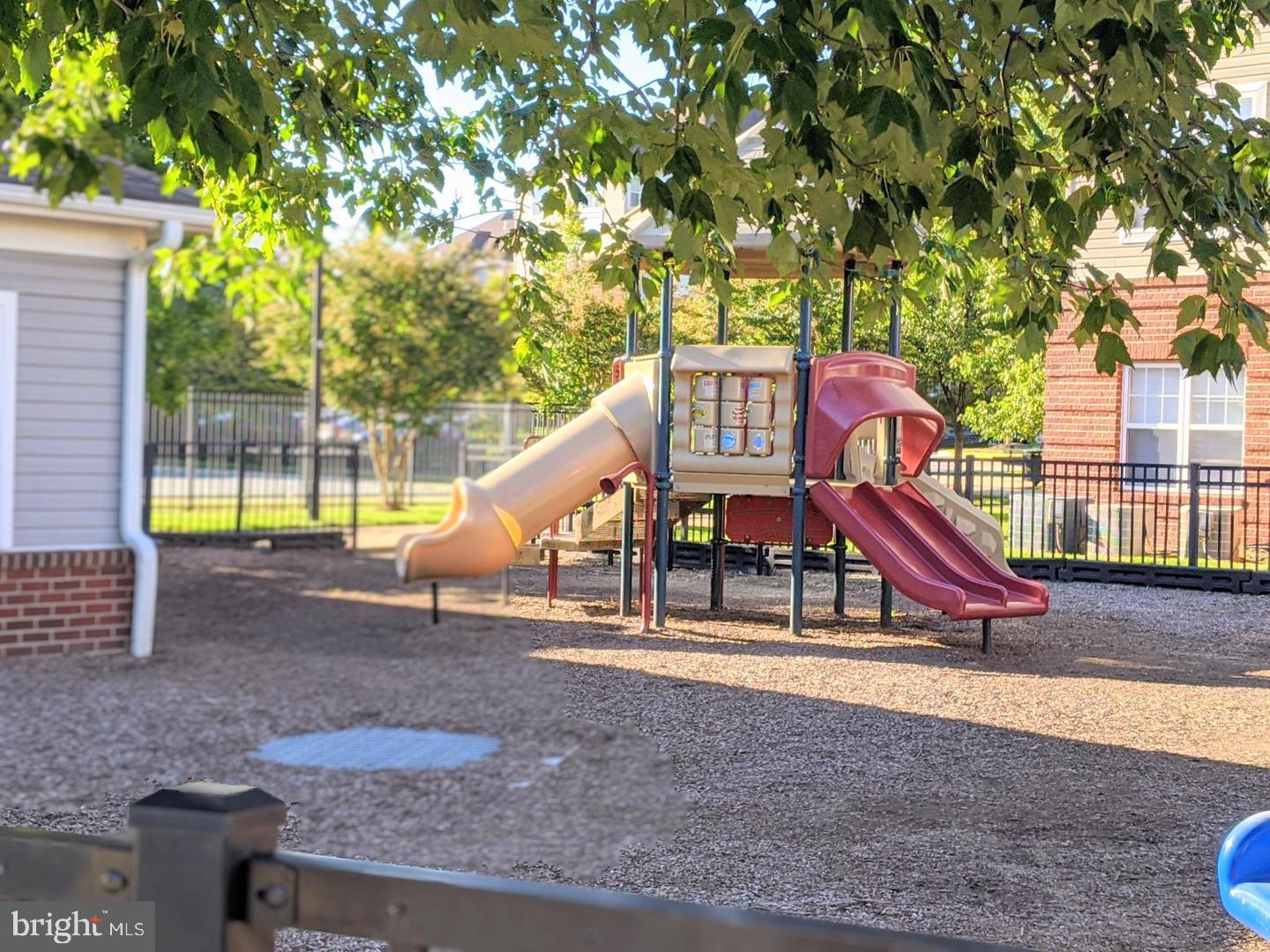 WINDSOR CROSSING - Residential