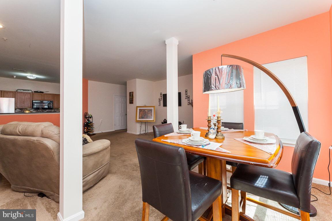 WINDSOR CROSSING - Residential