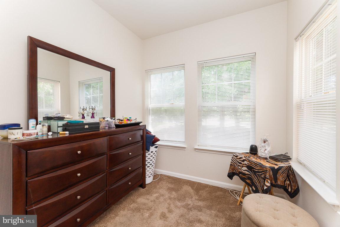 WINDSOR CROSSING - Residential